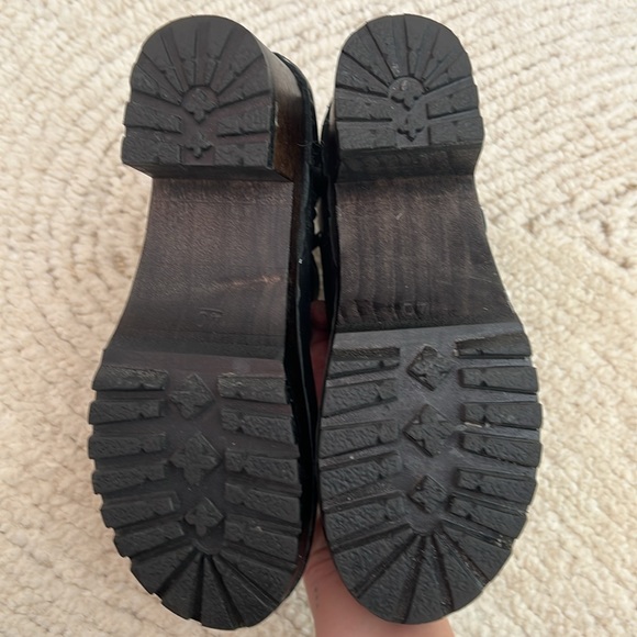 No 6 Clog Booties - Picture 8 of 8